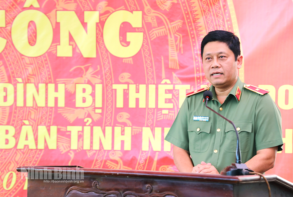 Đồng chí Thiếu tướng Nguyễn Hồng Nguyên, Phó Chánh Văn phòng Bộ Công an phát biểu tại buổi Lễ khởi công.