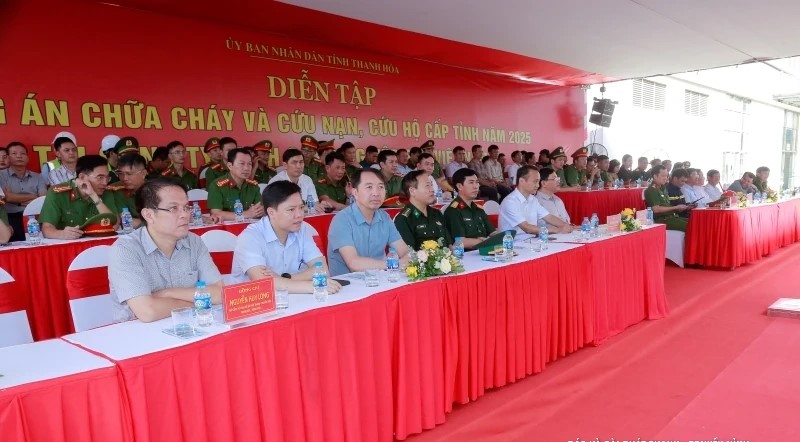 Các đại biểu tham dự buổi diễn tập