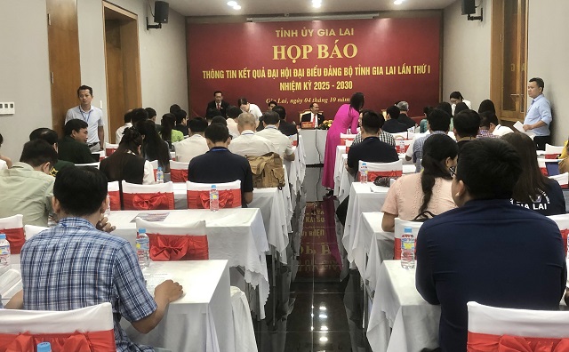 Quang cảnh buổi Họp báo. Ảnh: Viết Hiền