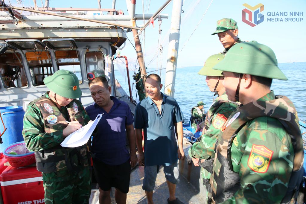 Khu vực ven biển phường Móng Cái 1 triển khai đồng bộ các biện pháp ứng phó với bão số 11