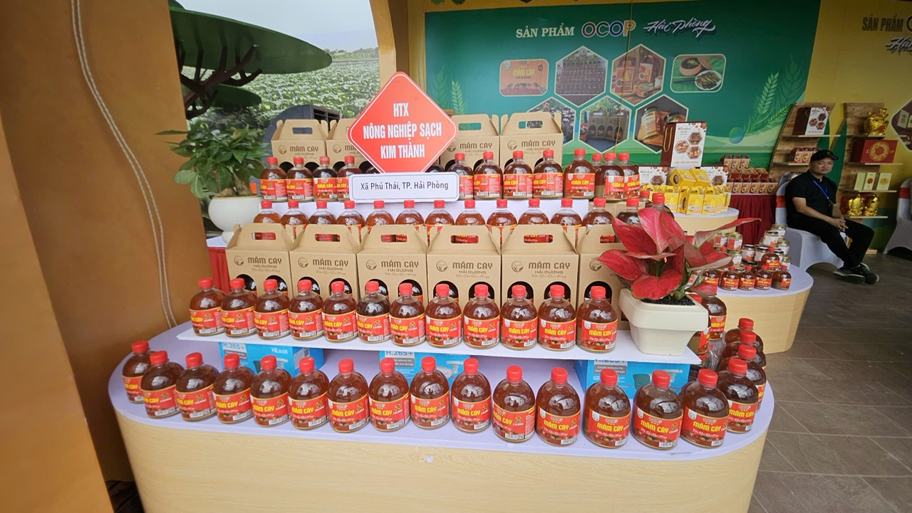 Gian hàng OCop tại Tuần Văn hóa, Du lịch và Xúc tiến Thương mại.