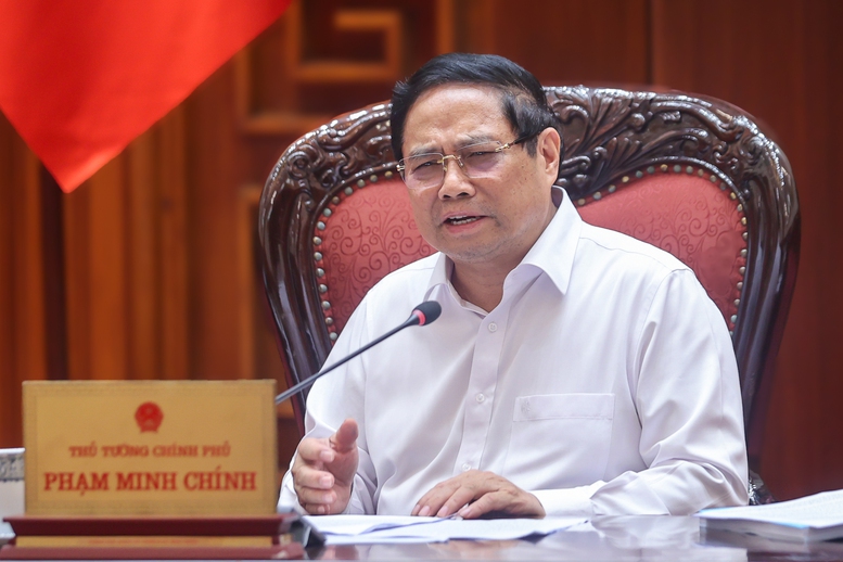 Thủ tướng Chính phủ cho ý kiến để các cơ quan chủ trì soạn thảo tiếp tục hoàn thiện các đề án, dự thảo trình cấp có thẩm quyền - Ảnh: VGP/Nhật Bắc