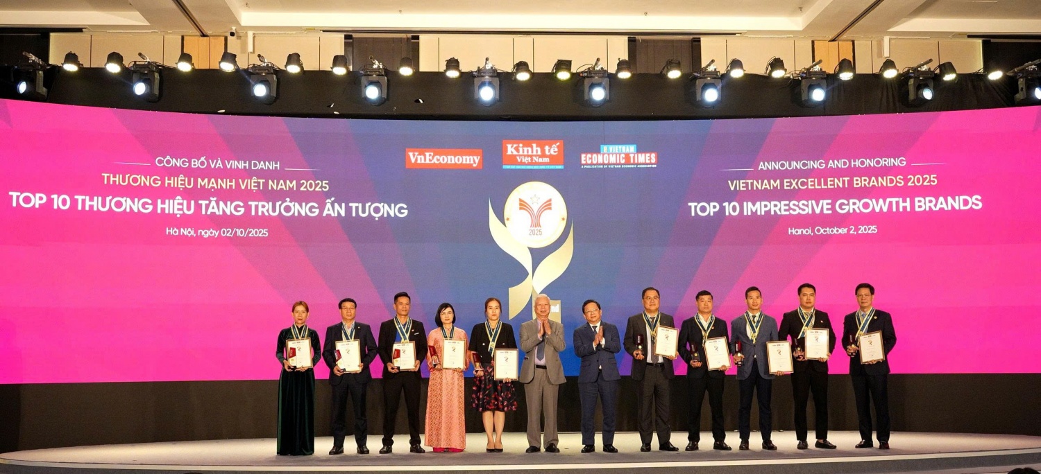 Hai doanh nghiệp phân bón - đơn vị thành viên của Petrovietnam có tên trong Top 10 Thương hiệu Tăng trưởng ấn tượng Hai doanh nghiệp phân bón - đơn vị thành viên của Petrovietnam có tên trong Top 10 Thương hiệu Tăng trưởng ấn tượng