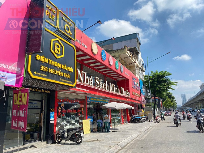 Nhà sách Minh Thuận đặt tại 358 Nguyễn Trãi, TP Hà Nội