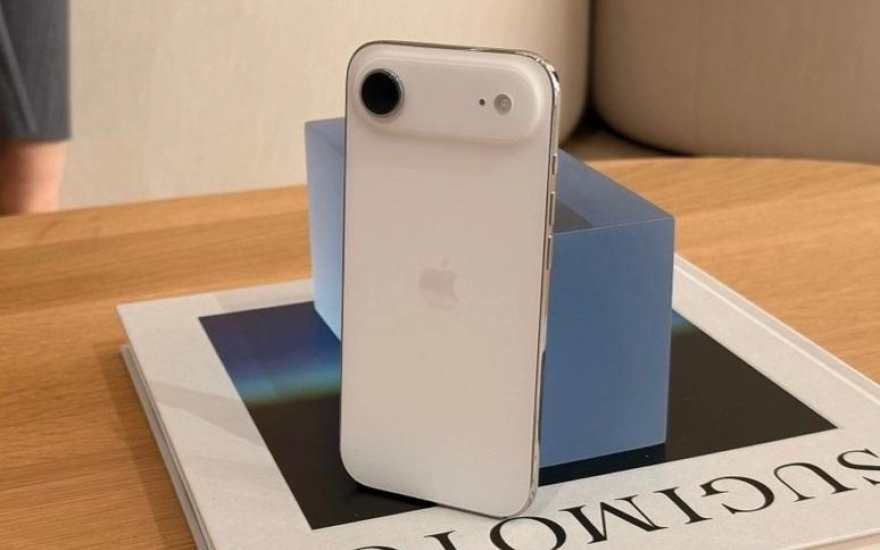 Một số đại lý ủy quyền của Apple đã bắt đầu điều chỉnh giá bán của mẫu iPhone Air