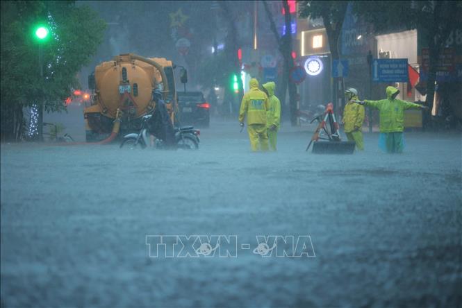 Ứng phó bão số 11: Hà Nội kích hoạt các biện pháp tiêu thoát nước, phòng chống úng ngập