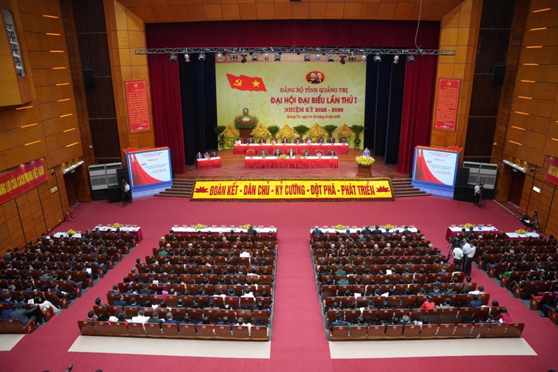 Quang cảnh đại hội