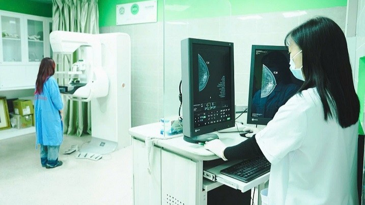Vì sao cần sàng lọc ung thư vú?