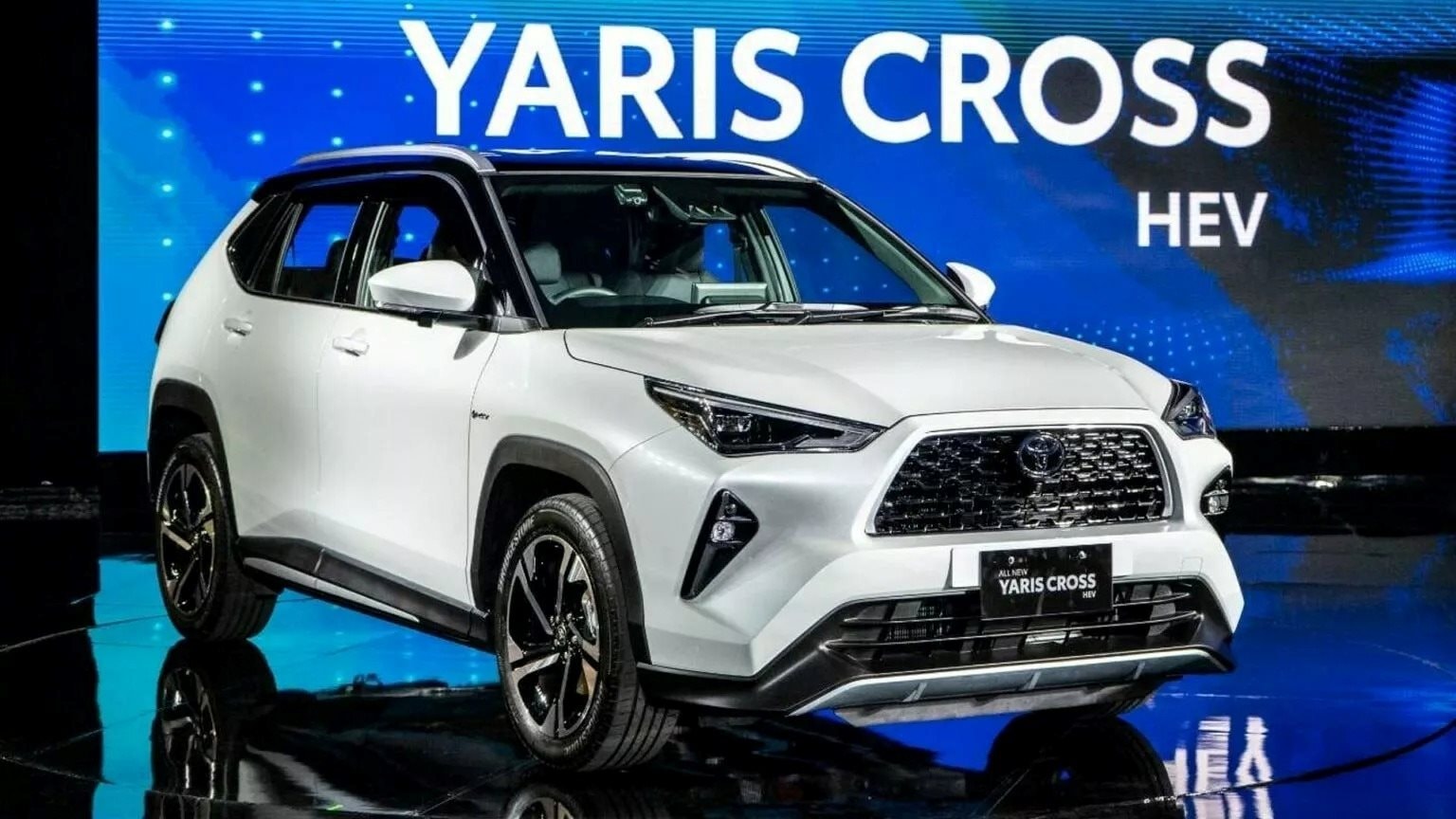 Yaris Cross tiếp tục duy trì vị trí dẫn đầu doanh số của TMV với 1.964 xe bán ra