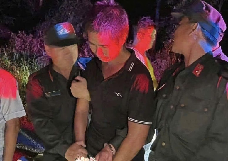 Biểu dương chiến công xuất sắc bắt giữ đối tượng dùng súng giết chết 3 người tại Đồng Nai