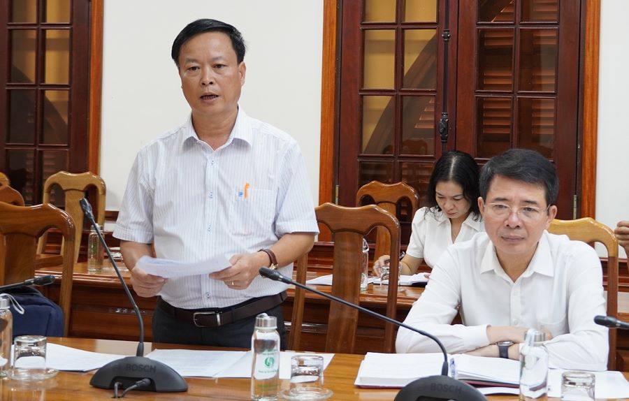 Đại diện Lãnh đạo Sở Xây dựng báo cáo tiến độ thực hiện Đề án.