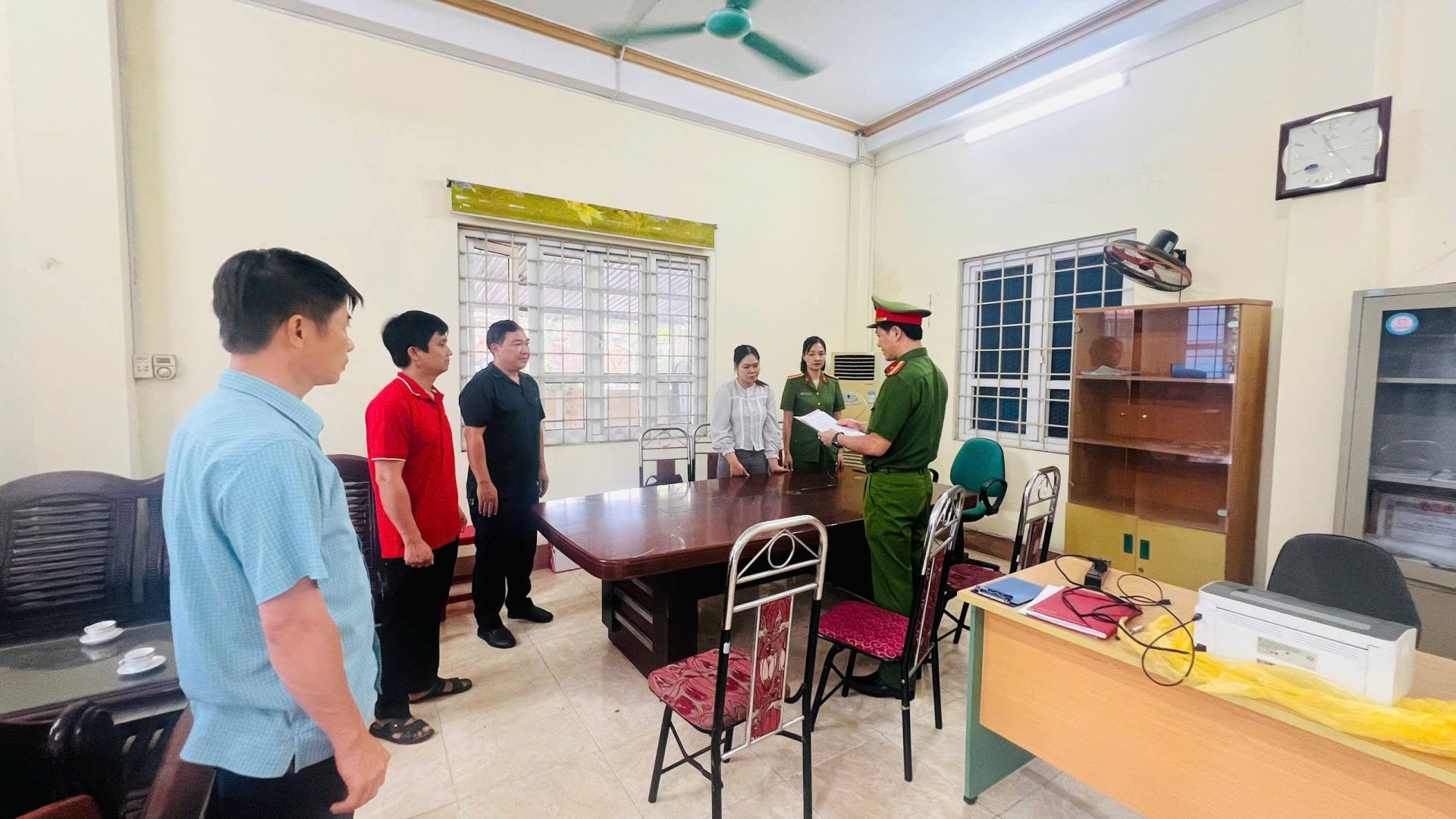 Khởi tố kế toán Công ty CP Môi trường đô thị tỉnh Lào Cai về tội “Mua bán trái phép hóa đơn”