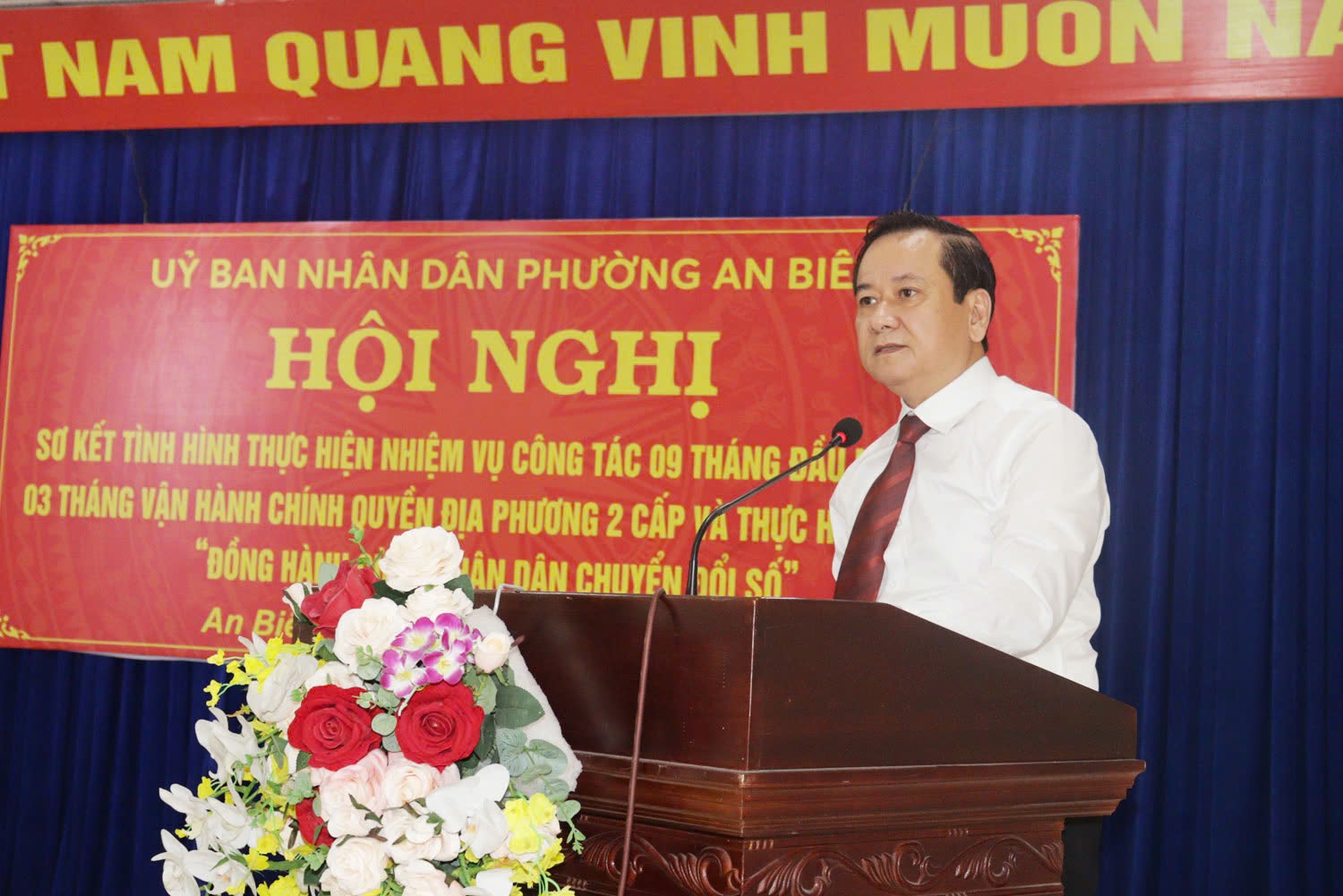 Đồng chí Nguyễn Văn Thành, Bí thư Đảng ủy, Chủ tịch HĐND phường phát biểu chỉ đạo tại Hội nghị.