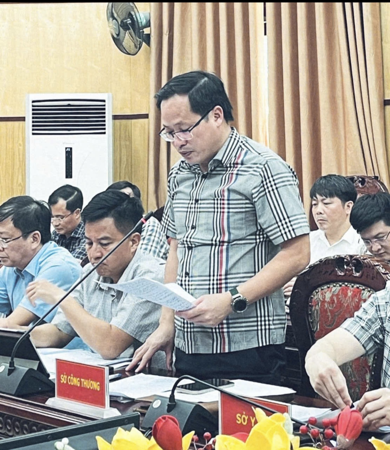 Ông Trần Đức Lương, thời điểm đang giữ chức vụ Phó Giám đốc Sở Công Thương Ông Trần Đức Lương, thời điểm đang giữ chức vụ Phó Giám đốc Sở Công Thương