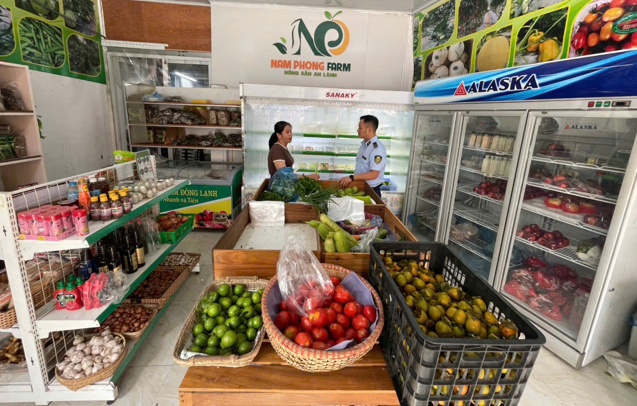 Kiểm tra cửa hàng kinh doanh trên địa bàn