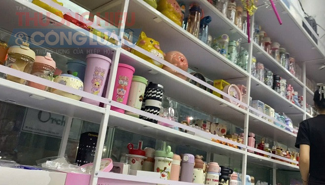 Rất nhiều sản phẩm đồ dùng tiện ích Rất nhiều sản phẩm đồ dùng tiện ích