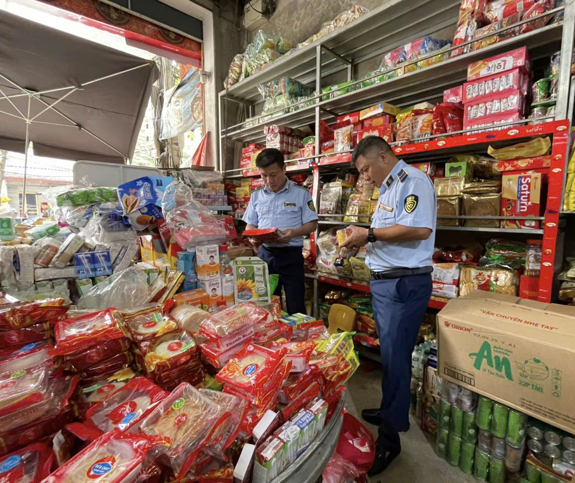 Lào Cai: Đội QLTT số 2 tăng cường kiểm tra, kiểm soát thị trường