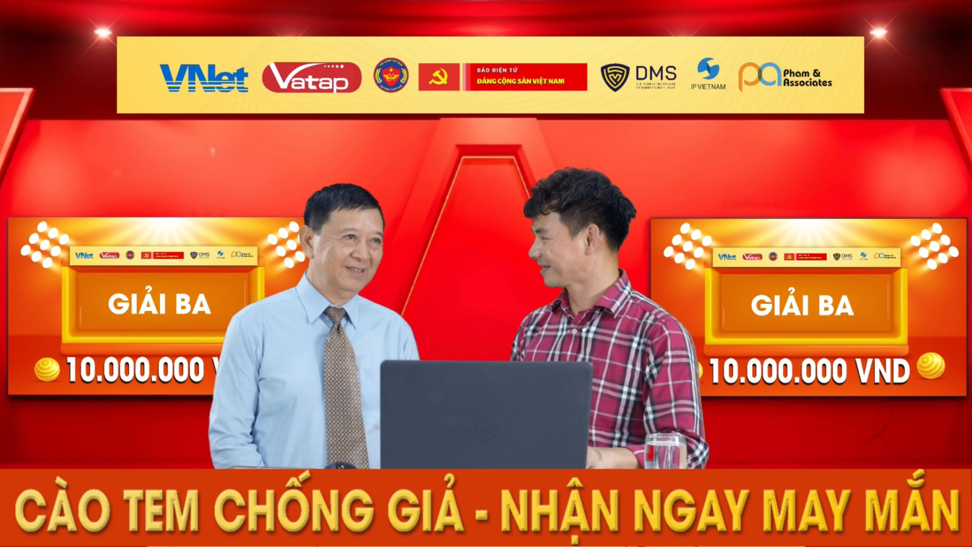 Ông Nguyễn Đăng Sinh, Chủ tịch Hiệp hội Chống hàng giả và bảo vệ thương hiệu Việt Nam tham gia quay thưởng tại Chương trình