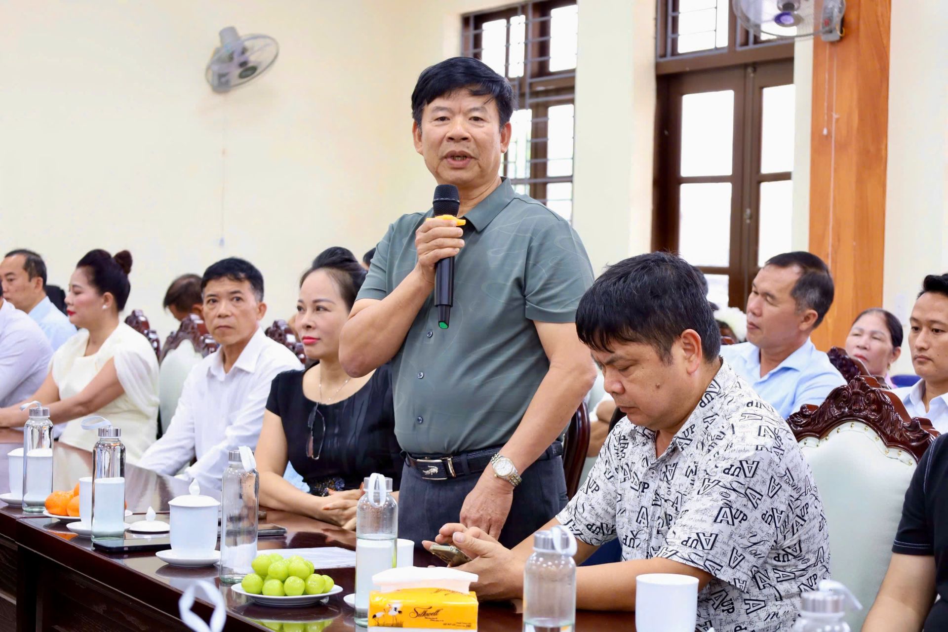 Đối thoại giữa người đứng đầu cấp ủy, chính quyền với doanh nghiệp, hợp tác xã và hộ kinh doanh năm 2025