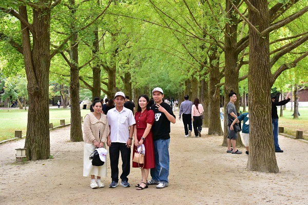 Thành viên Đoàn Hiệp hội du lịch Ninh Thuận- Khánh Hòa tại đảo Nami