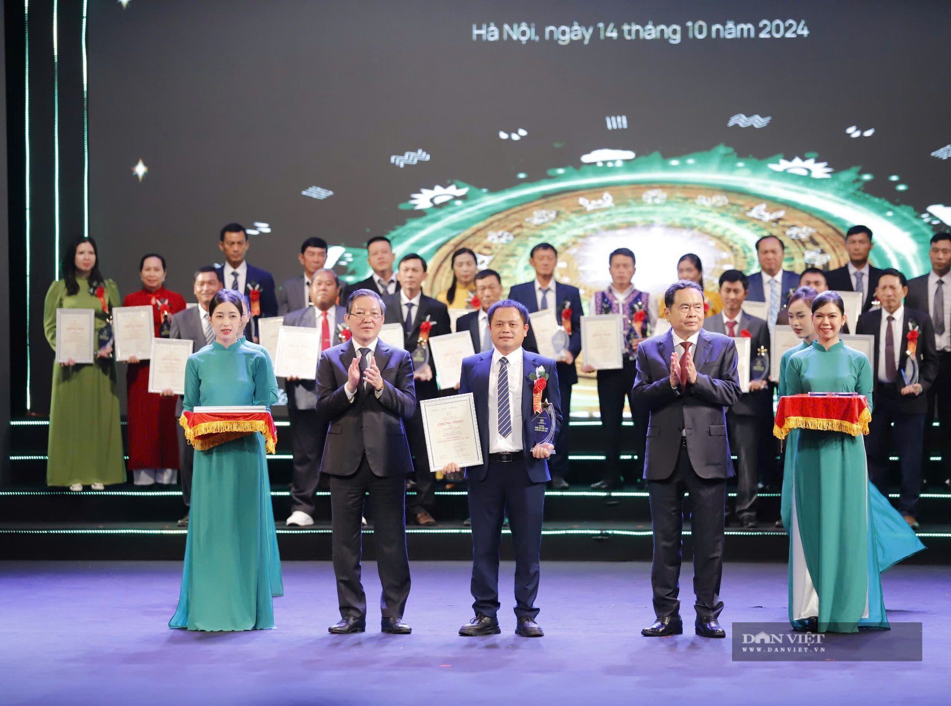 95 nông dân và nhà khoa học được tôn vinh trong Chương trình “Tự hào Nông dân Việt Nam” 2025