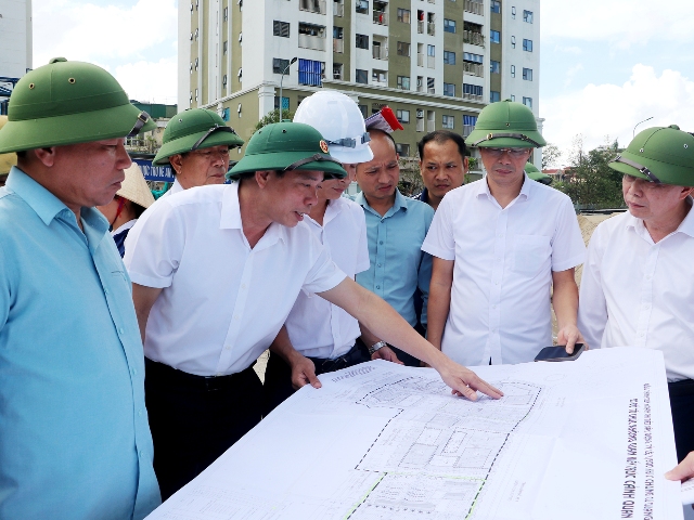 Phó Chủ tịch UBND tỉnh Hoàng Phú Hiền đã đi kiểm tra thực tế tại hiện trường.