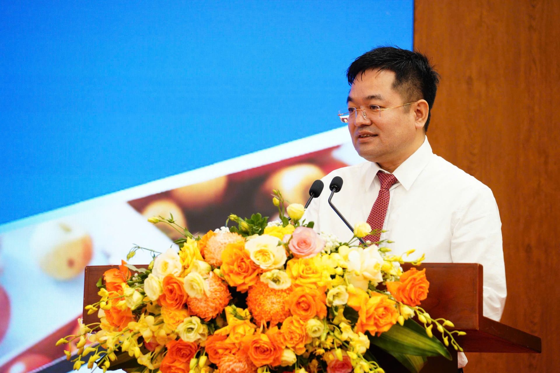 Tổng Biên tập Báo Công Thương Nguyễn Văn Minh phát biểu