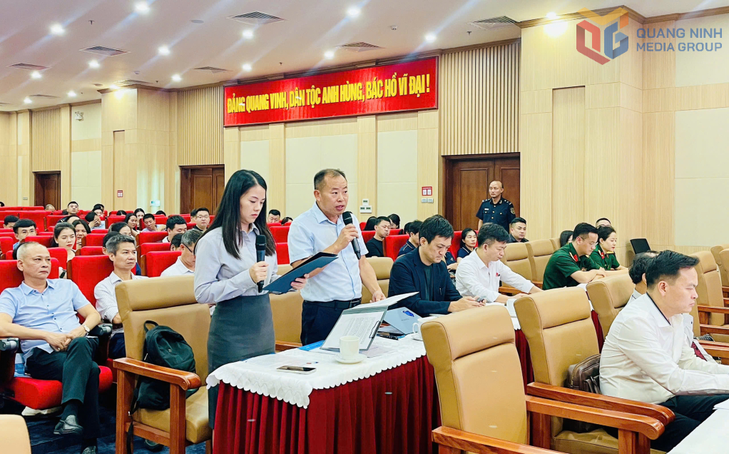 Đại diện Công ty TNHH Kỹ thuật Điện tử Tony Việt Nam phát biểu ý kiến tại hội nghị.