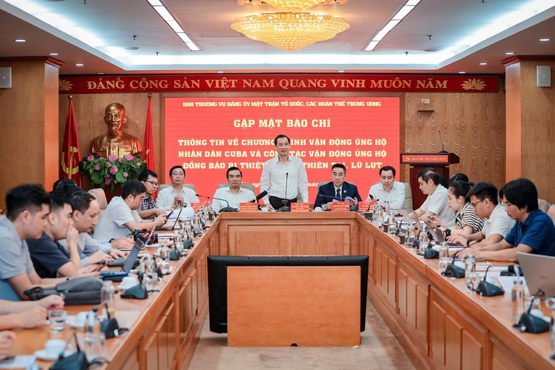 Toàn bộ số tiền ủng hộ nhân dân Cuba và đồng bào bị ảnh hưởng lũ lụt phải đến đúng địa chỉ