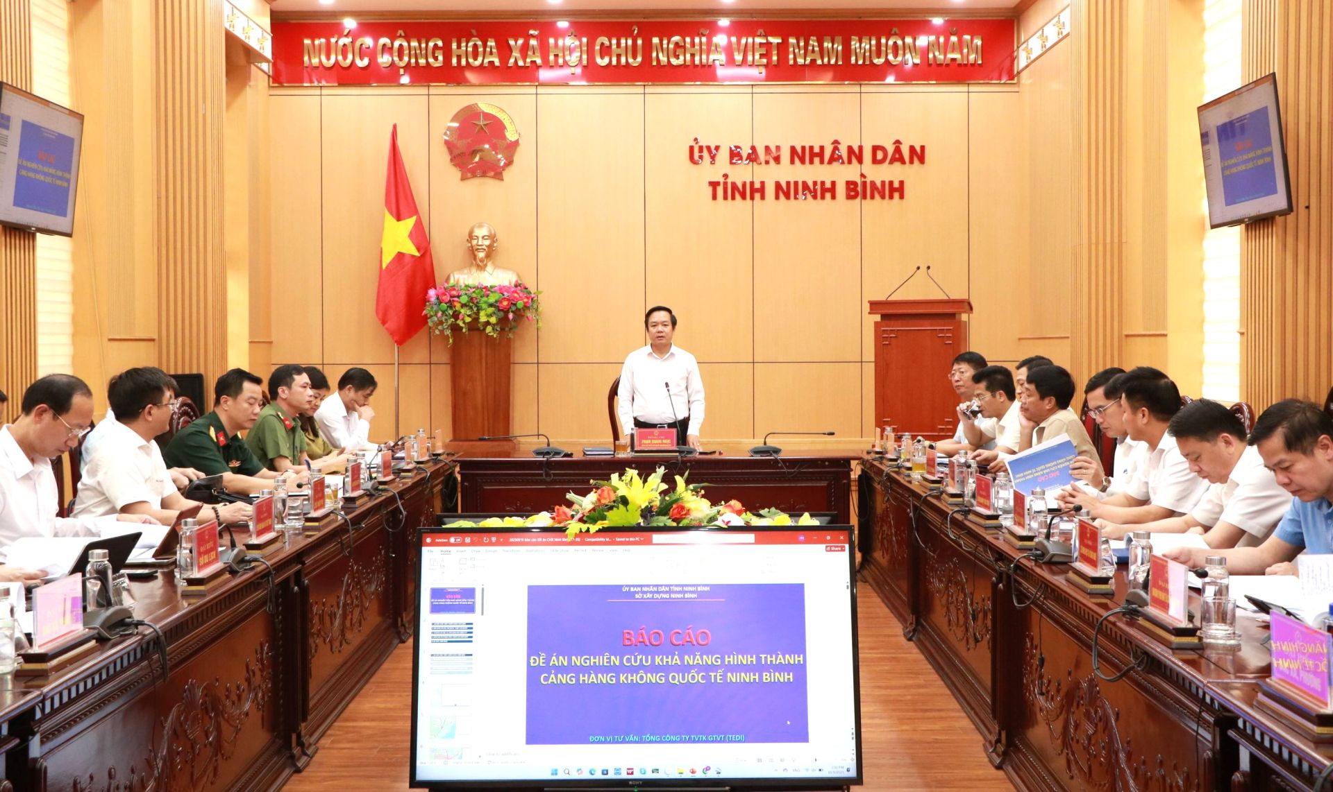 Ninh Bình nghiên cứu khả năng hình thành Cảng hàng không – Động lực mới cho phát triển vùng