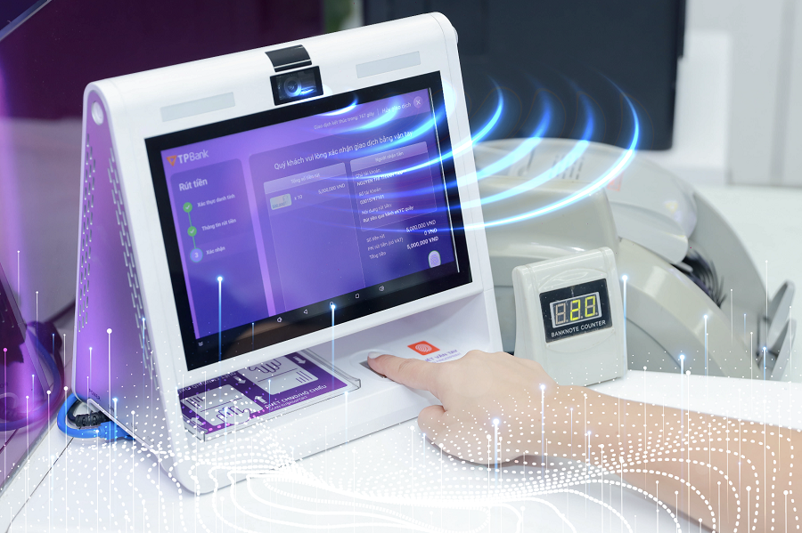 TPBank liên tục bổ sung các lớp công nghệ thông minh để nâng tầm trải nghiệm. TPBank liên tục bổ sung các lớp công nghệ thông minh để nâng tầm trải nghiệm.