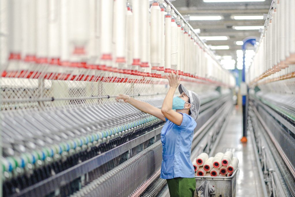 Chính phủ yêu cầu đẩy mạnh hiệu quả sản xuất, kinh doanh của doanh nghiệp nhà nước