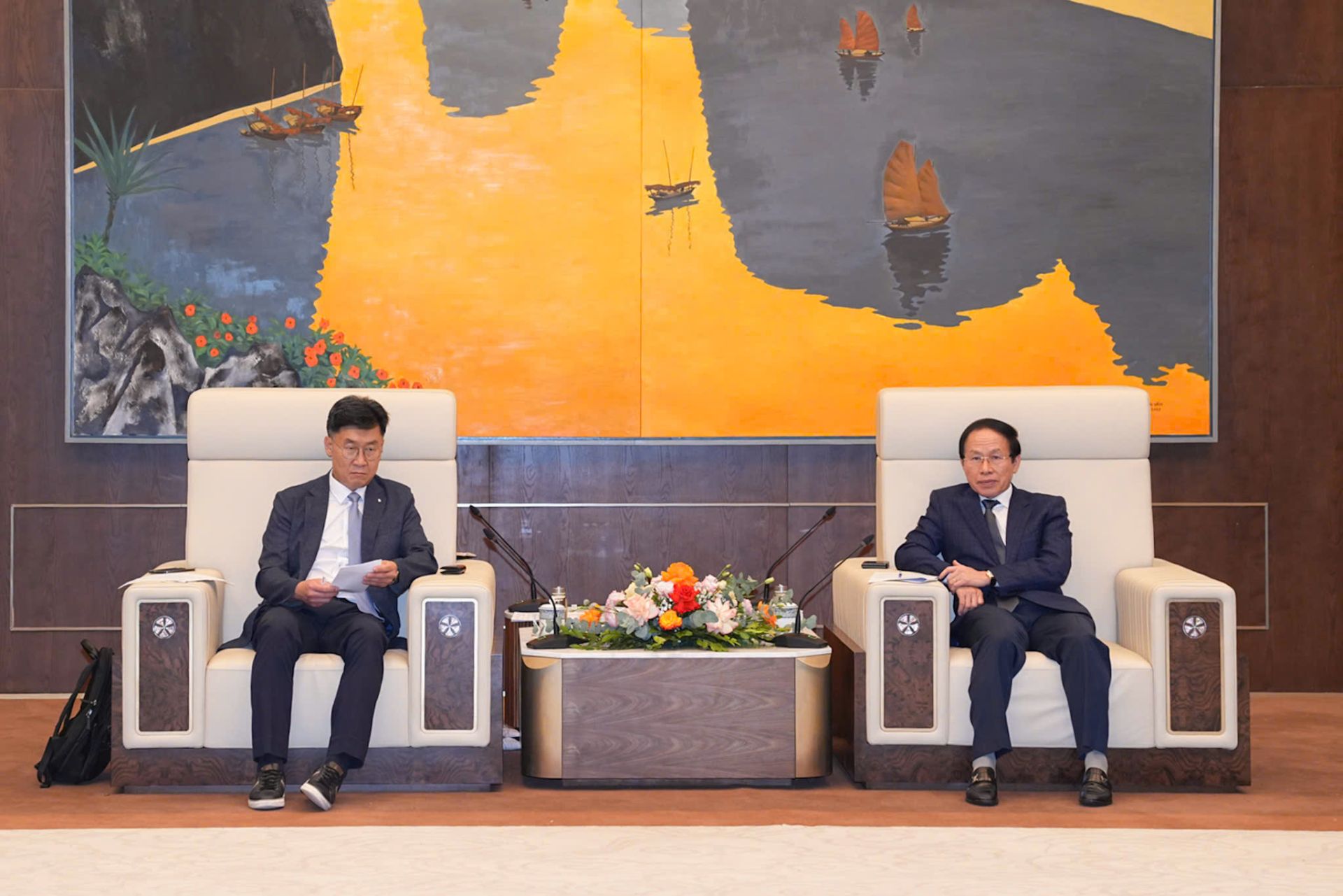 Đồng chí Bí thư Thành ủy đề nghị KIST hỗ trợ Hải Phòng trong các lĩnh vực: phát triển đơn vị nghiên cứu – chuyển giao công nghệ, tư vấn mô hình khu công nghiệp công nghệ cao, và các chương trình đào tạo nguồn nhân lực chất lượng cao.