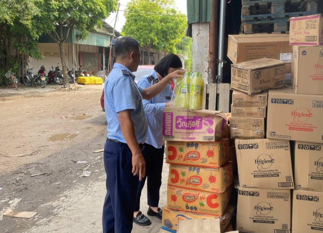 Tiếp tục phát hiện Công ty TNHH TM và XNK Nam Anh kinh doanh hàng hóa nhập lậu