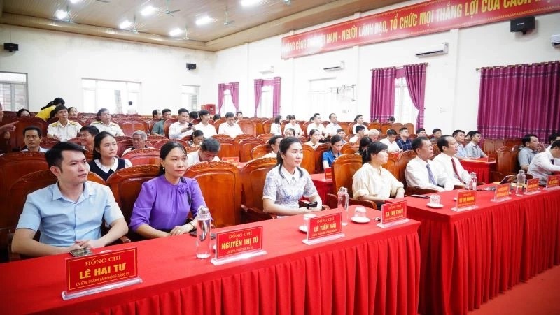 Các đại biểu tham dự buổi tọa đàm