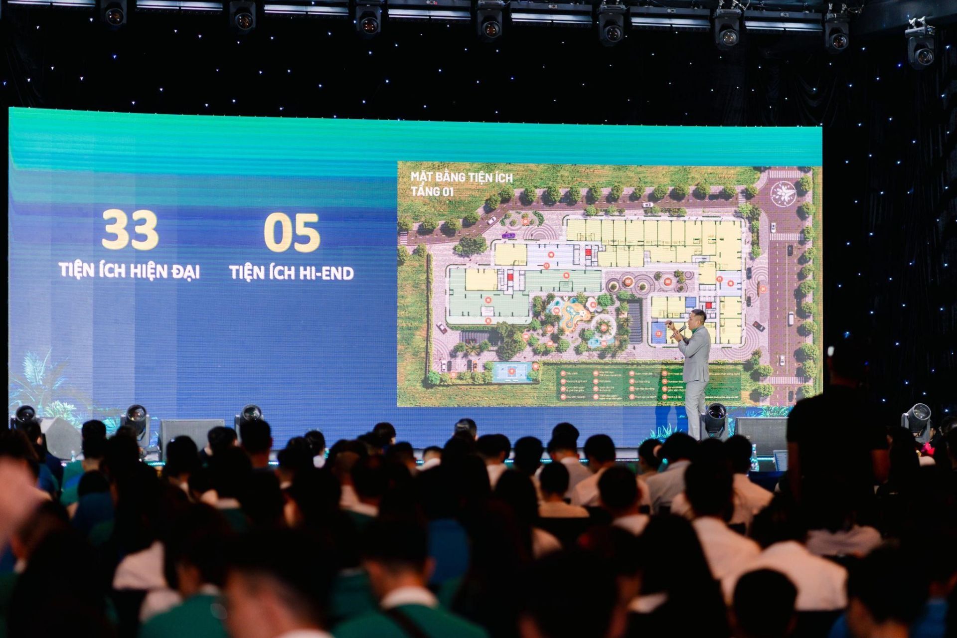 Các chuyên đề được chia sẻ đã tạo dấu ấn mới, xây dựng hành trang cho đội ngũ sẵn sàng chinh phục thị trường trong thời gian tới. Các chuyên đề được chia sẻ đã tạo dấu ấn mới, xây dựng hành trang cho đội ngũ sẵn sàng chinh phục thị trường trong thời gian tới.