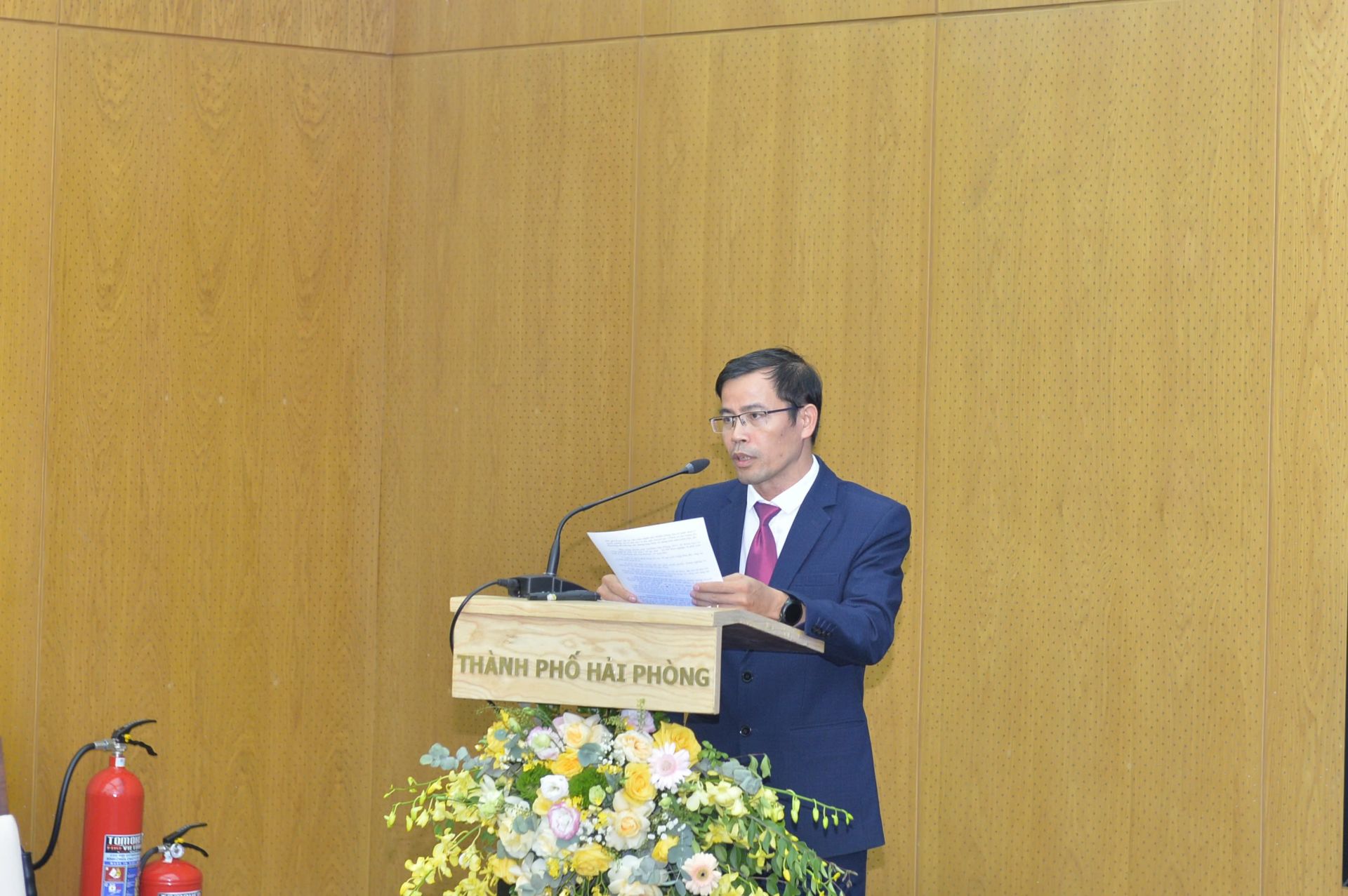 Ông Vũ Đại Thắng, phó giám đốc Sở KH&CN phát biểu tại hội thảo.