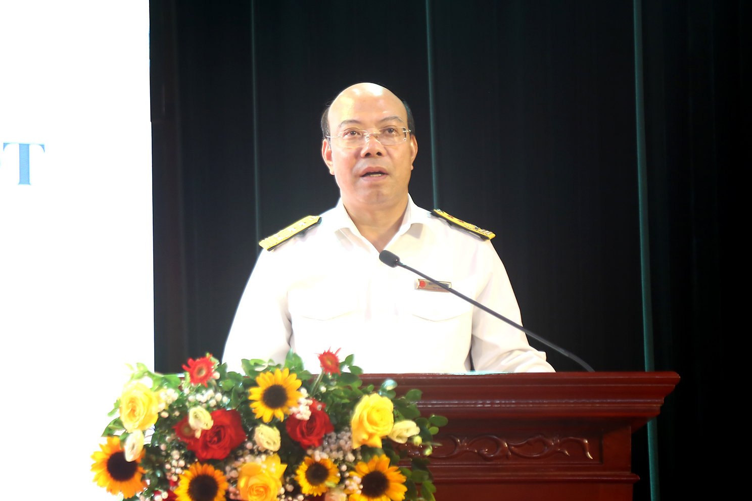 Đồng chí Nguyễn Tiến Trường – Trưởng Thuế thành phố Hải Phòng phát biểu tại Hội nghị tuyên dương doanh nghiệp chấp hành tốt chính sách, pháp luật thuế năm 2024. Đồng chí Nguyễn Tiến Trường – Trưởng Thuế thành phố Hải Phòng phát biểu tại Hội nghị tuyên dương doanh nghiệp chấp hành tốt chính sách, pháp luật thuế năm 2024.