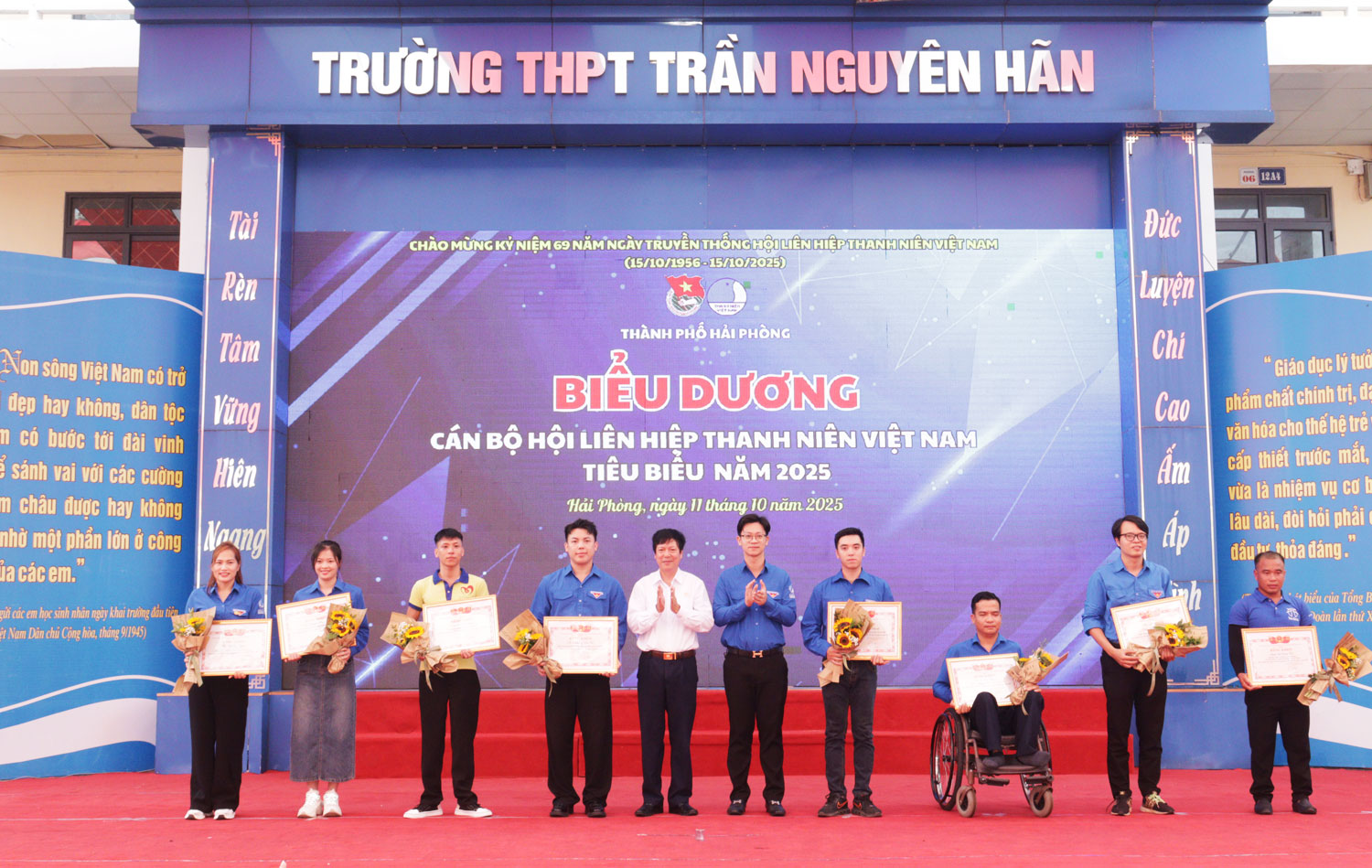 Biểu dương cán bộ Hội LHTN Việt Nam thành phố tiêu biểu năm 2025.