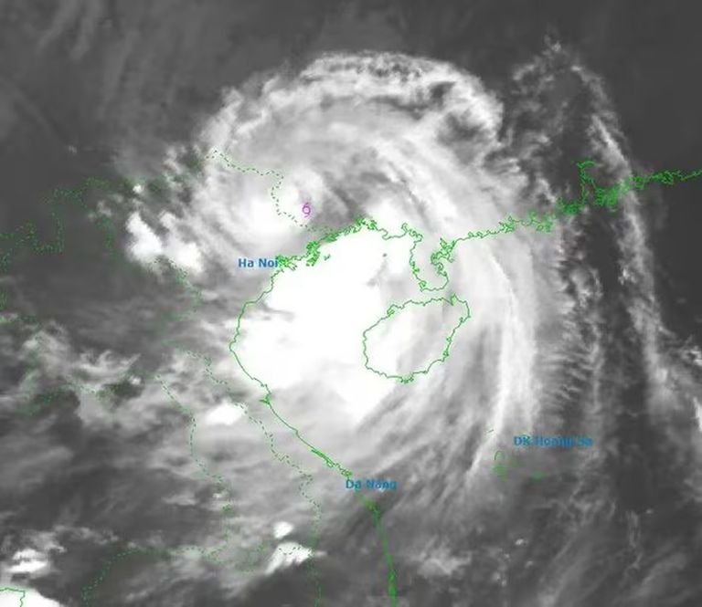Nguy cơ mưa bão dồn dập, không khí lạnh hoạt động sớm cảnh báo thời tiết cực đoan