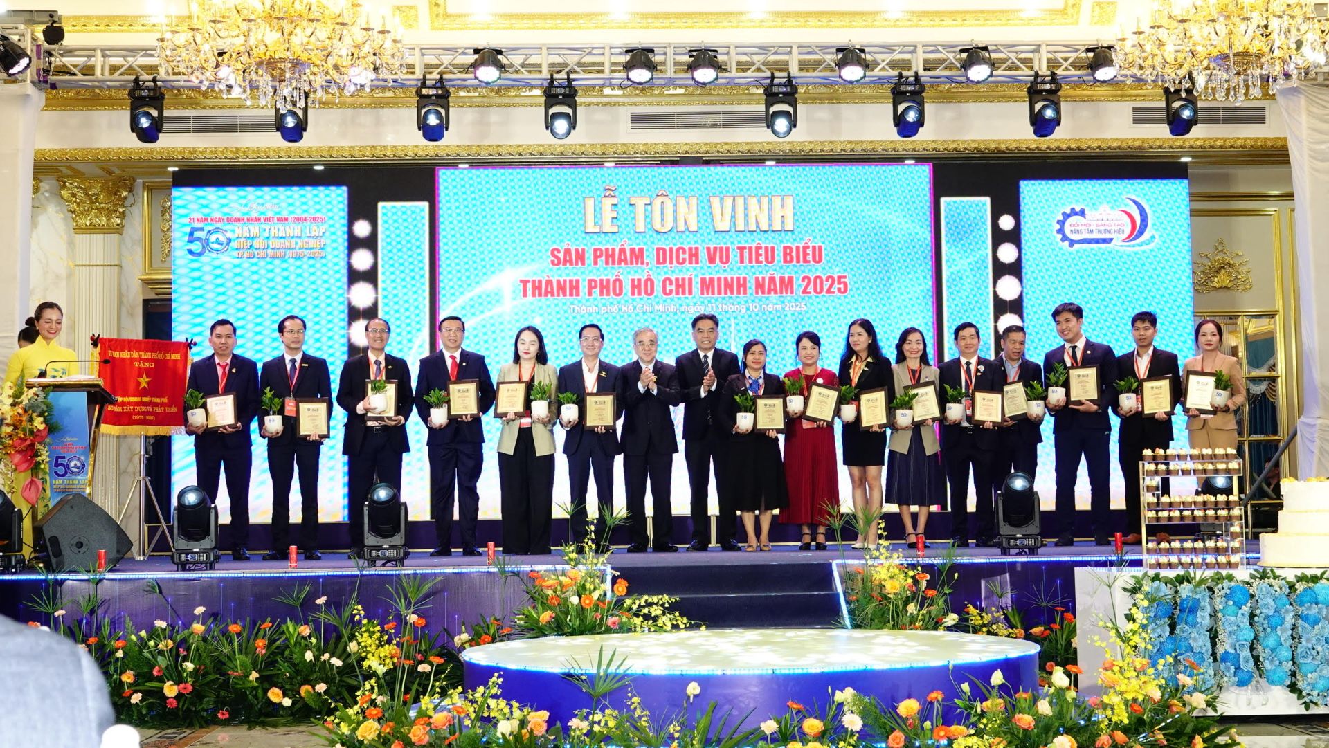 HUBA tôn vinh doanh nhân, doanh nghiệp TP. HCM tiêu biểu năm 2025