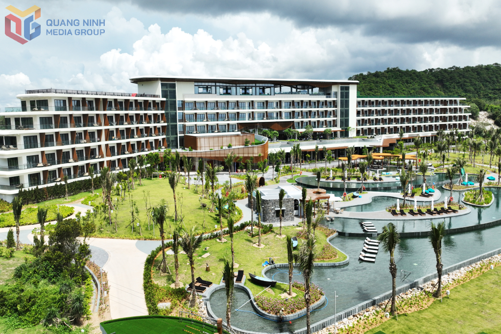 Khách sạn Angsana Quan Lạn (đặc khu Vân Đồn). Khách sạn Angsana Quan Lạn (đặc khu Vân Đồn).