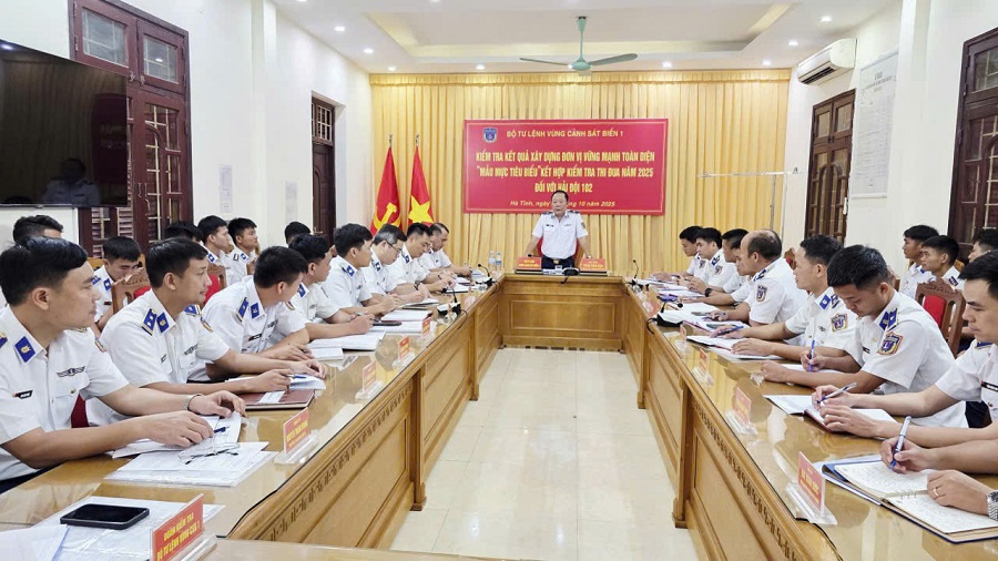 Hải đội 102: Xây dựng đơn vị vững mạnh toàn diện “Mẫu mực, tiêu biểu”