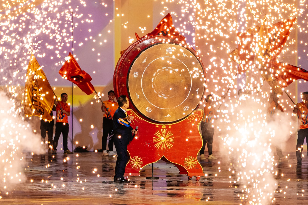 Tập đoàn T&T Group và Ngân hàng SHB kiên định với sứ mệnh lan tỏa tinh hoa văn hóa Việt Tập đoàn T&T Group và Ngân hàng SHB kiên định với sứ mệnh lan tỏa tinh hoa văn hóa Việt