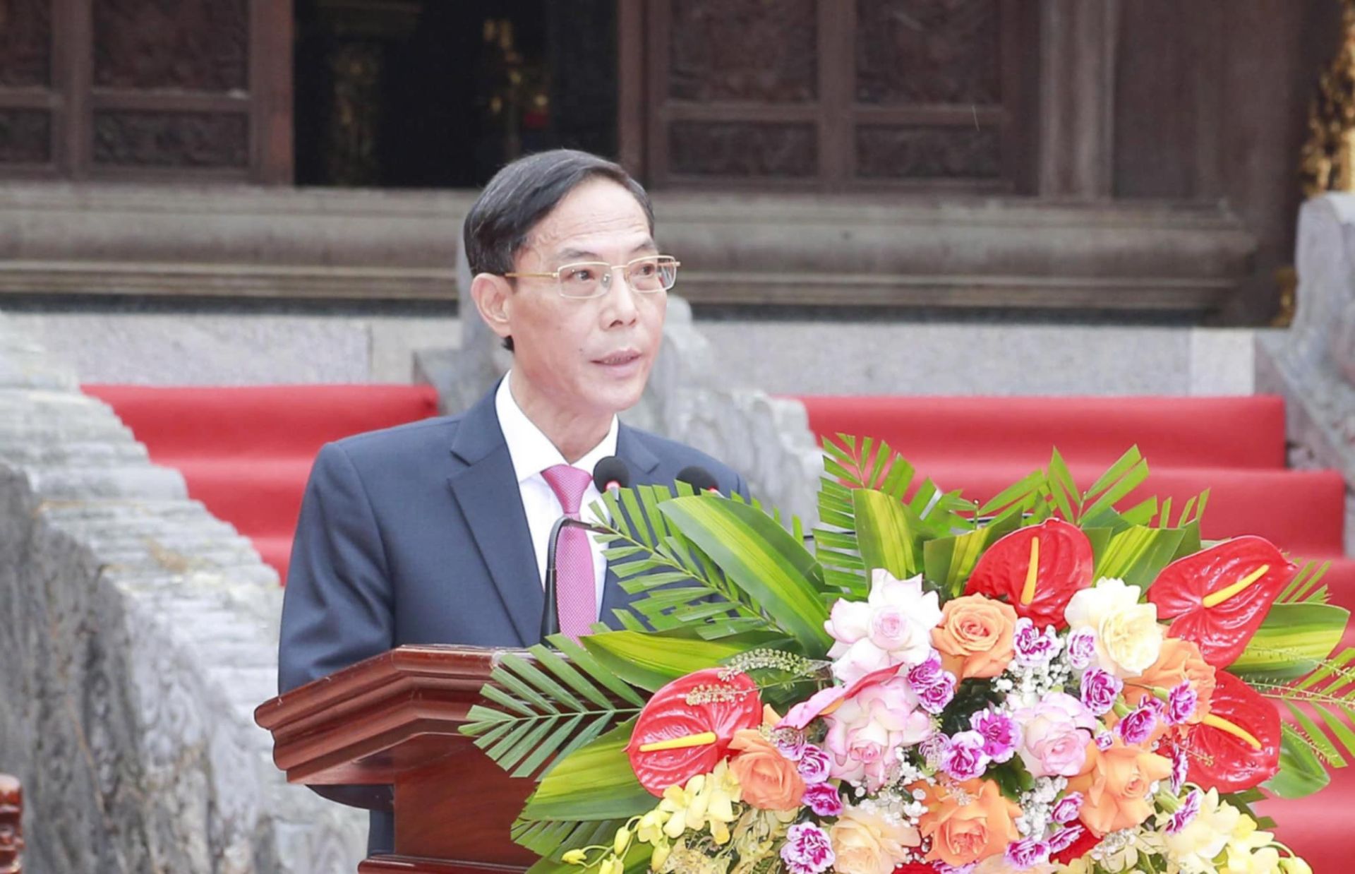 Đồng chí Đầu Thanh Tùng, Tỉnh ủy viên, Phó Chủ tịch UBND tỉnh phát biểu khai mạc Lễ hội