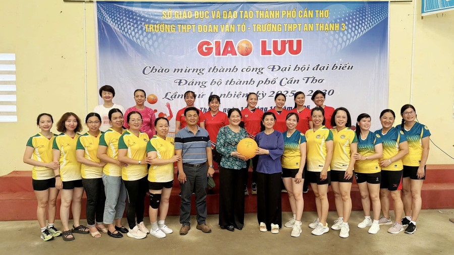 Cá trường giao lưu thể thao