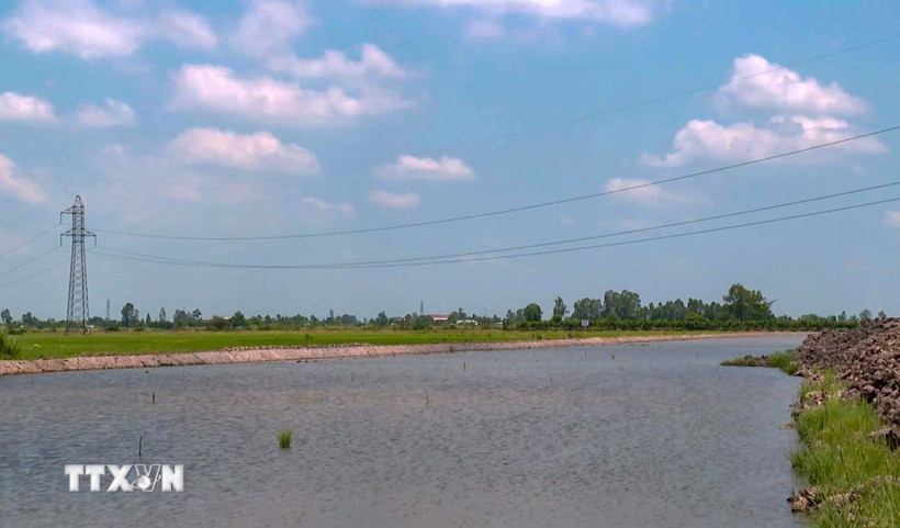 Lần đầu tiên bồi thường bằng tiền cho đường điện giao cắt cao tốc