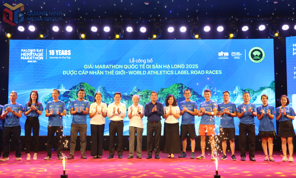 Ra mắt mẫu áo thi đấu chính thức giải Marathon Quốc tế Di sản Hạ Long 2025.