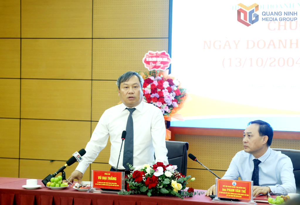 Ông Vũ Đại Thắng, Ủy viên Trung ương Đảng, Bí thư Tỉnh ủy, Trưởng đoàn ĐBQH tỉnh Quảng Ninh phát biểu.