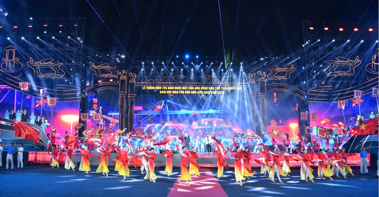 Lễ tưởng niệm 725 năm Ngày mất Anh hùng dân tộc Trần Hưng Đạo và Khai hội mùa thu Côn Sơn - Kiếp Bạc năm 2025